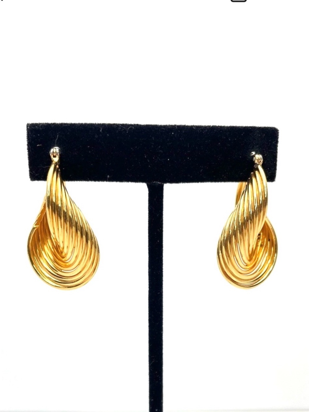 Swirl 1.5” Hoop Earrings Gold Tone READ